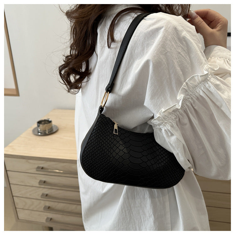 Women's Small PU Solid Color Streetwear Sewing Thread Square Zipper Underarm Bag