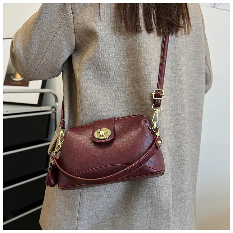 Women's Medium Pu Leather Solid Color Classic Style Streetwear Square Lock clasp Crossbody Bag