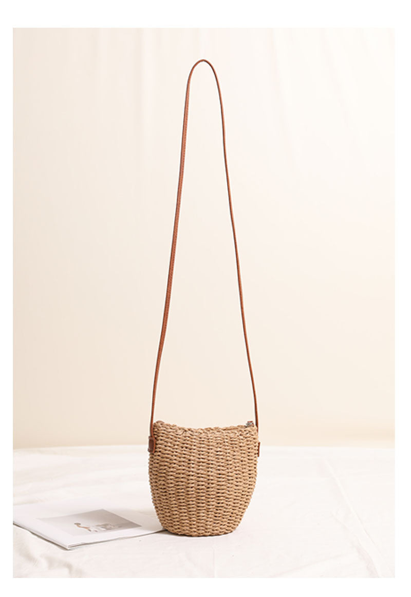 Women's Straw Solid Color Vacation Weave Bucket Zipper Crossbody Bag