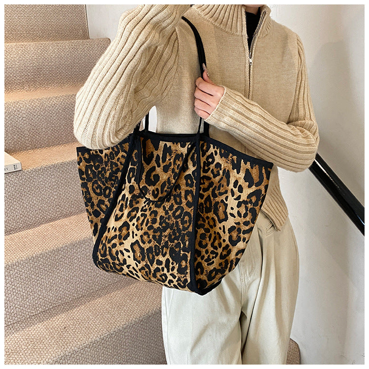 Women's Canvas Leopard Vintage Style Square Open Tote Bag