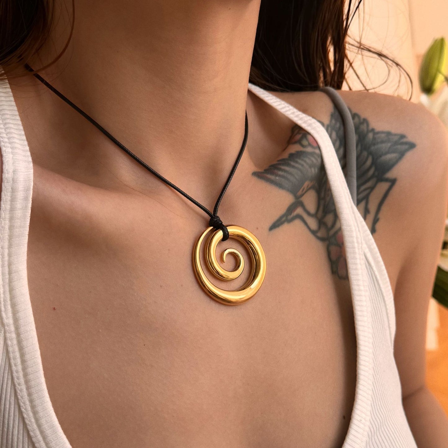 Jewelry Retro Spiral Leather rope Titanium Steel 18K Gold Plated Plating Pendant Necklace