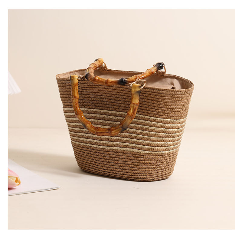 Women's Medium PVC Solid Color Elegant Streetwear Weave Dumpling Shape Zipper Straw Bag