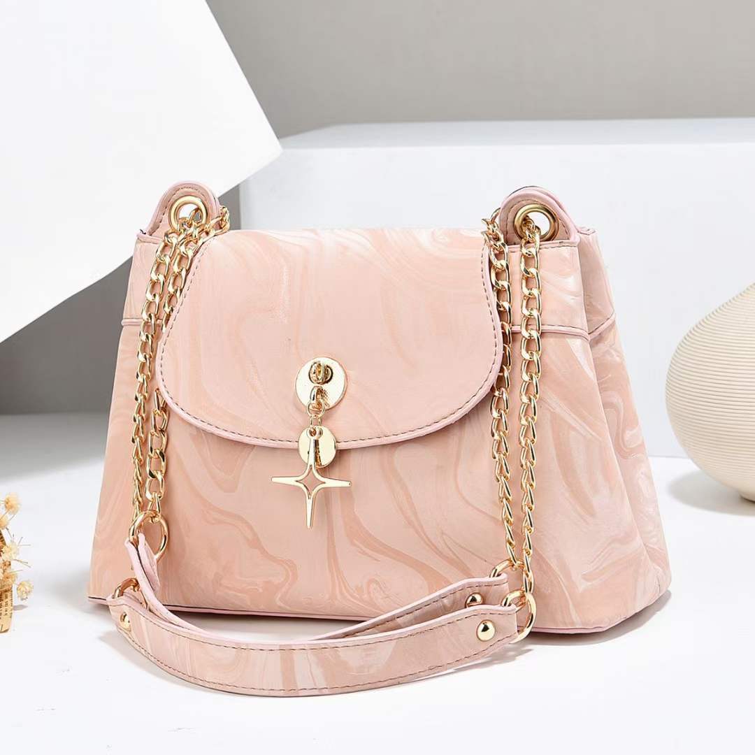 Women's Medium PU Solid Color Elegant Streetwear Sewing Thread Square Zipper Square Bag