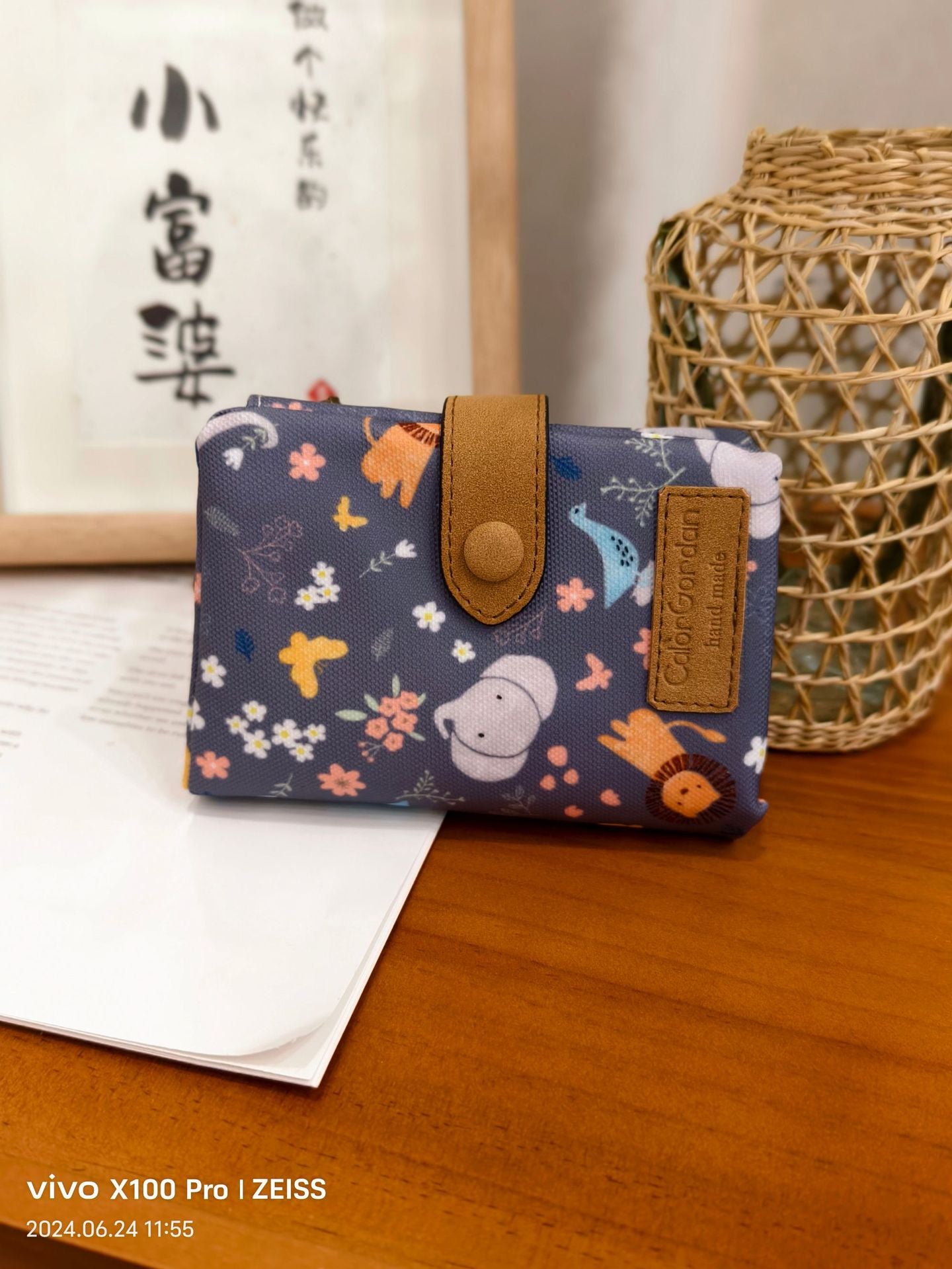 Women's Animal Flower Pu Leather Hidden Buckle Wallets