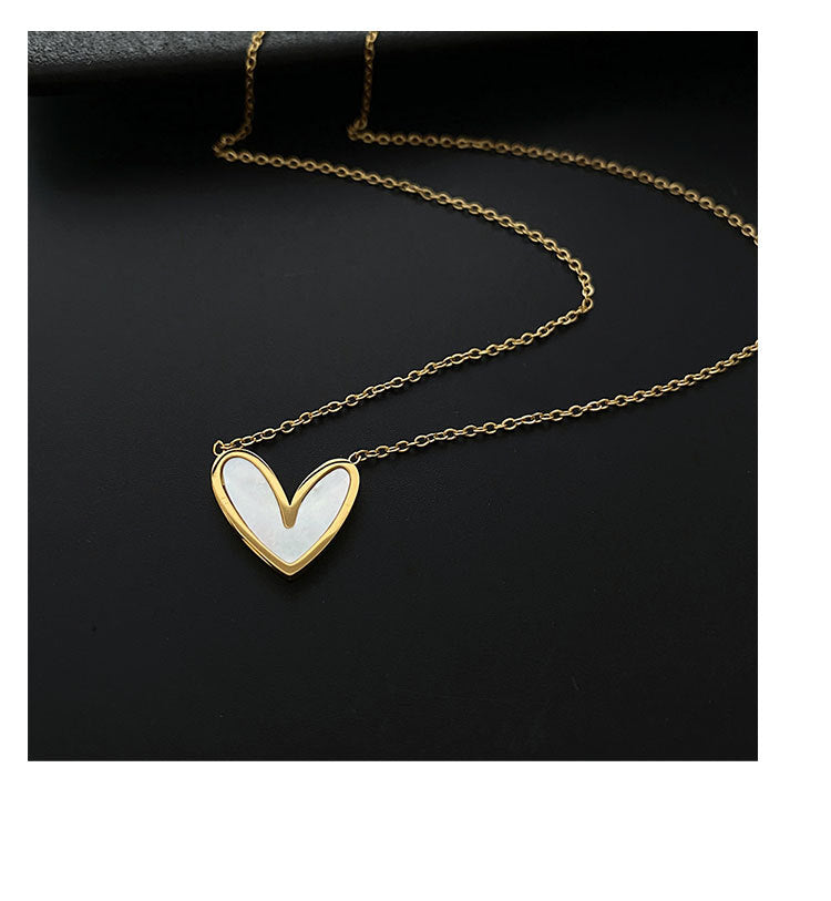 Jewelry Sweet Heart Shape Titanium Steel Shell 18K Gold Plated Gold Plated Inlay Pendant Necklace - CEJEW