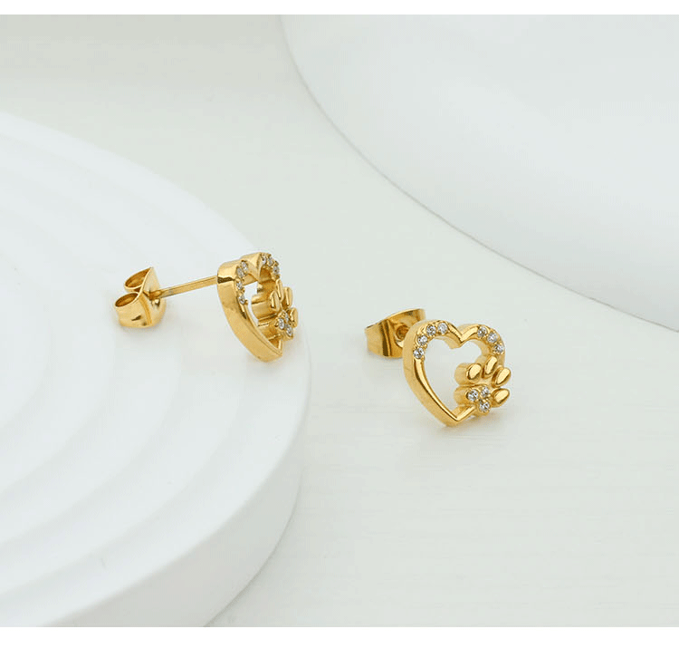 1 Pair Basic Modern Style Classic Style Heart Shape Plating Inlay Titanium Steel Zircon Gold Plated Ear Studs