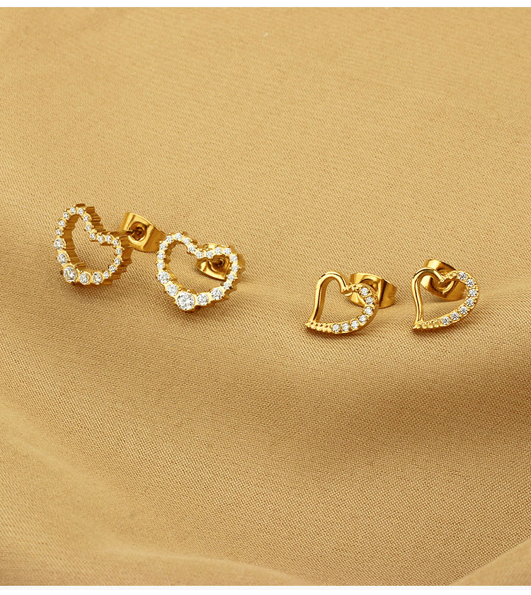 1 Pair Basic Modern Style Classic Style Heart Shape Plating Inlay Titanium Steel Zircon Gold Plated Ear Studs