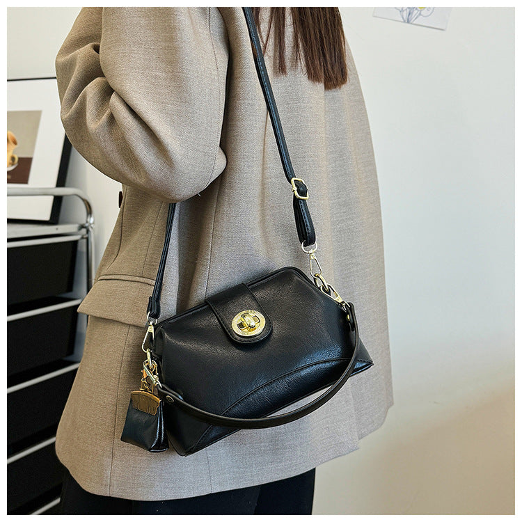 Women's Medium Pu Leather Solid Color Classic Style Streetwear Square Lock clasp Crossbody Bag