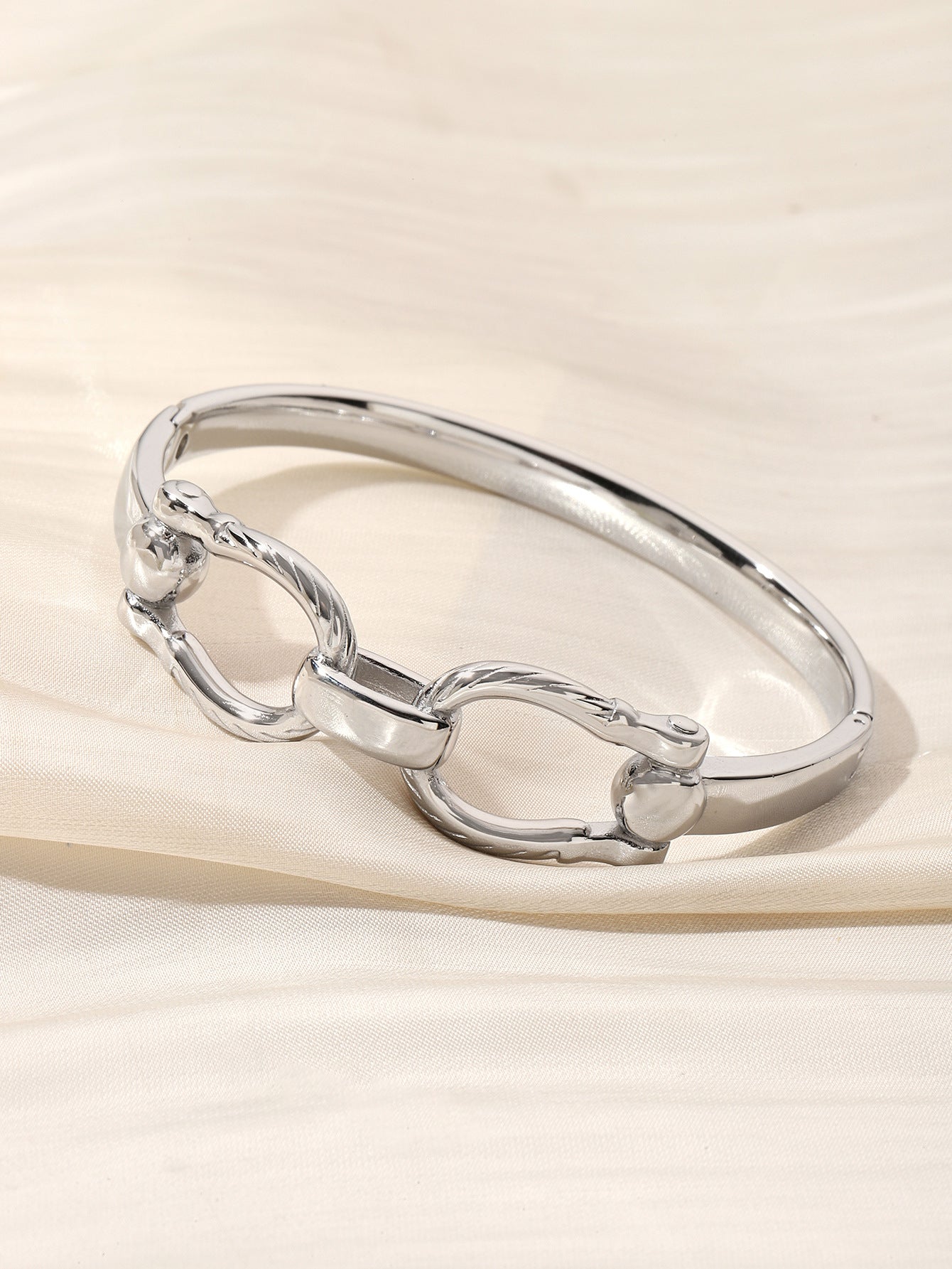 Simple Style Classic Style Solid Color Titanium Steel Bangle In Bulk