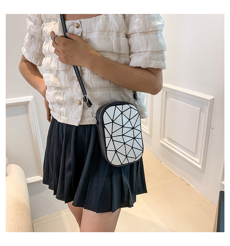 Women's Pu Leather Geometric Basic Sewing Thread Square Zipper Shoulder Bag