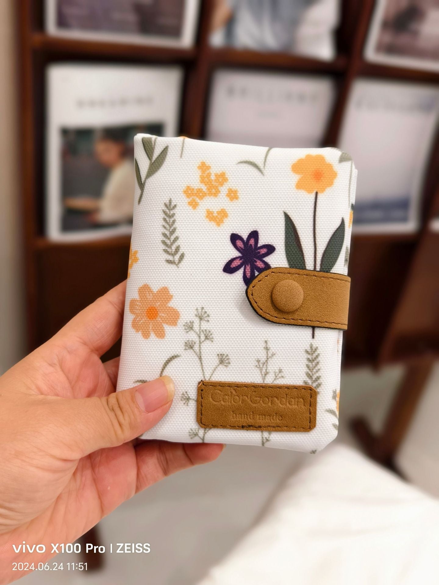 Women's Animal Flower Pu Leather Hidden Buckle Wallets