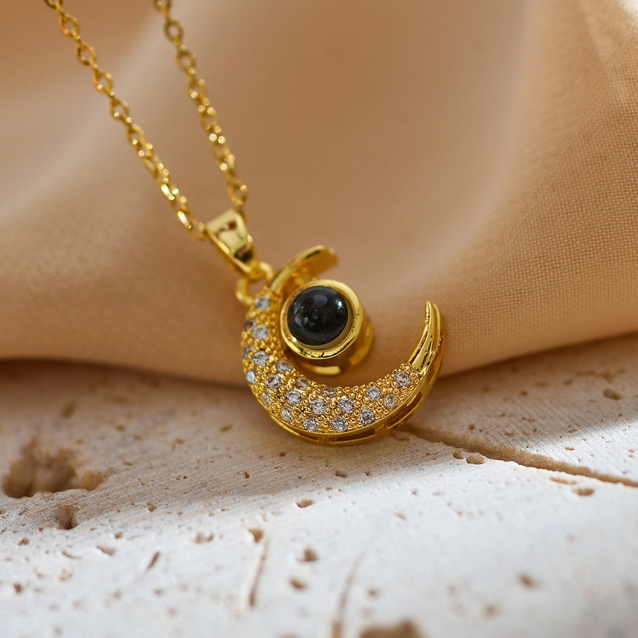 Jewelry Retro Classic Style Moon Titanium Steel Copper Zircon Gold Plated Inlay Pendant Necklace