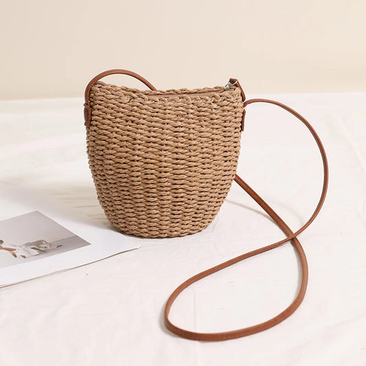 Women's Straw Solid Color Vacation Weave Bucket Zipper Crossbody Bag