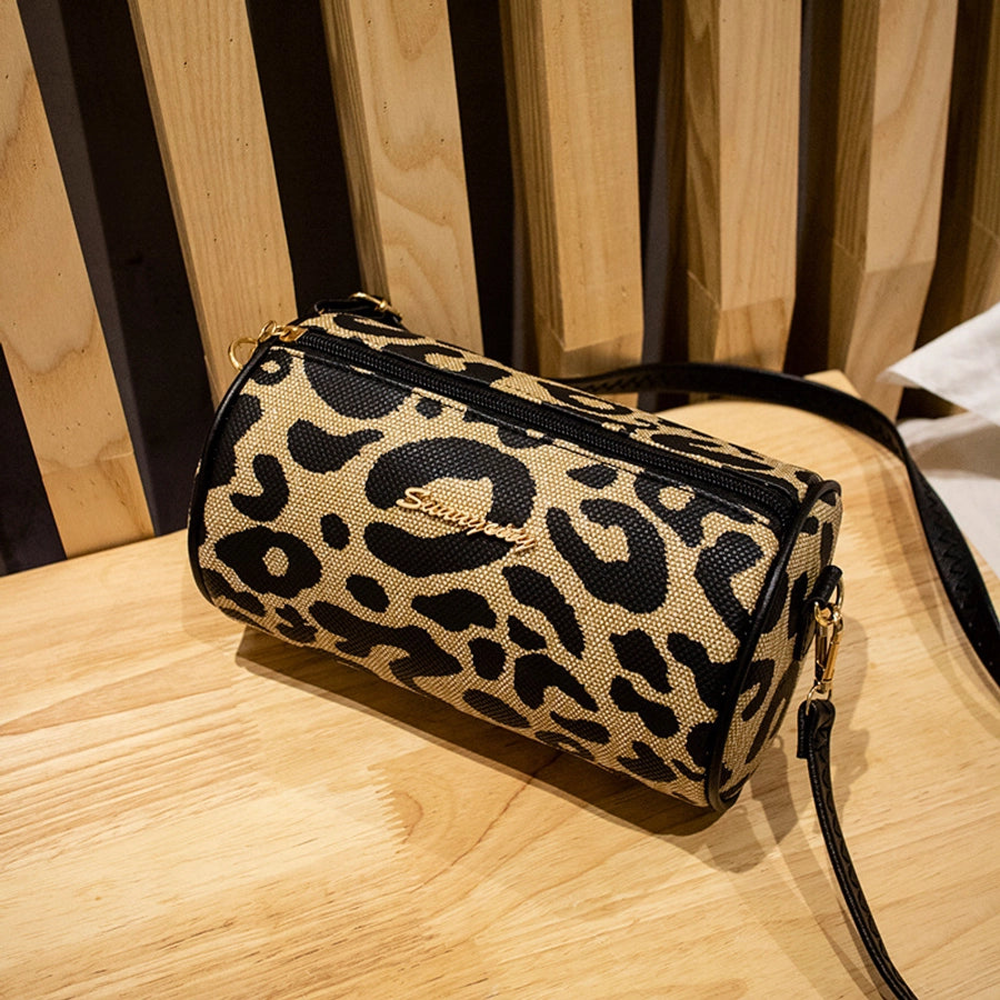 Women's Medium Pu Leather Leopard Elegant Preppy Style Cylindrical Zipper Crossbody Bag