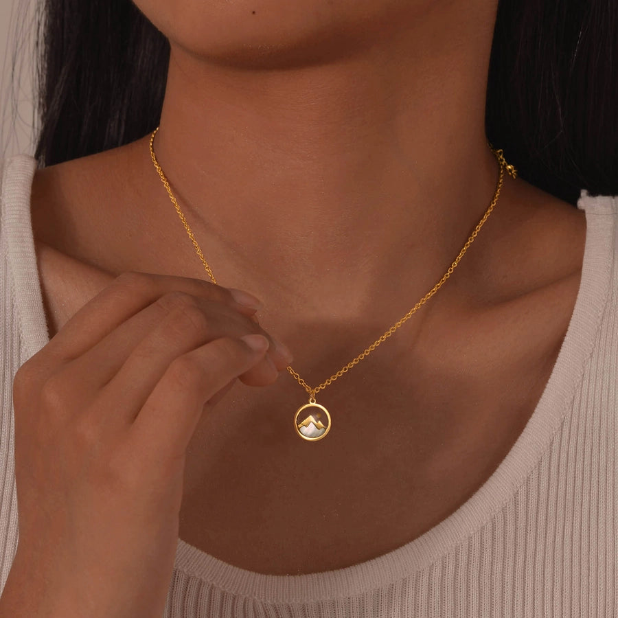 Jewelry Elegant Simple Style Streetwear Mountain 201 Stainless Steel Shell 18K Gold Plated Inlay Stainless Steel Necklaces