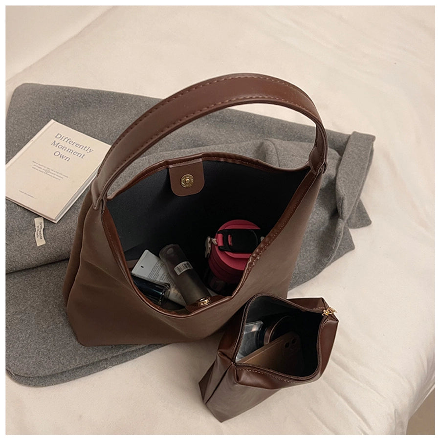 Women's Medium Pu Leather Solid Color Streetwear Sewing Thread Square Magnetic Buckle Tote Bag