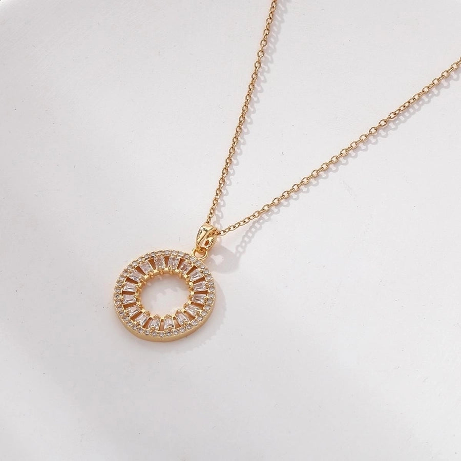 Elegant Commute Round 304 Stainless Steel Copper Plating Hollow Out Inlay 18K Gold Plated Zircon Pendant Necklace