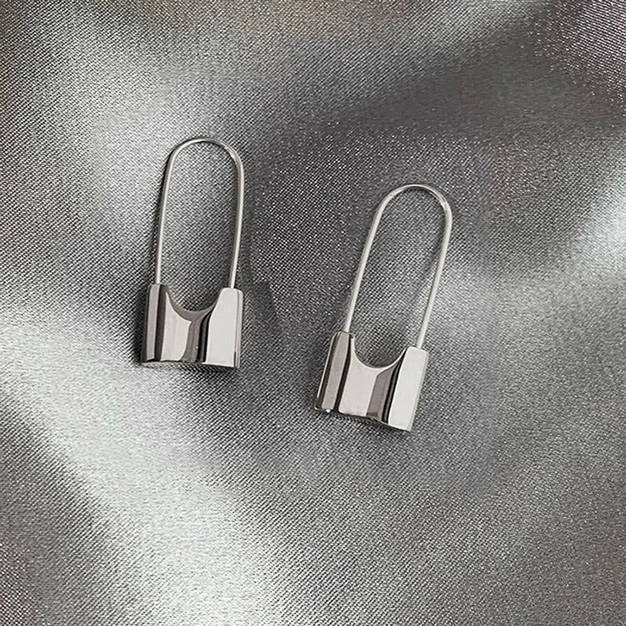 1 Pair Casual Simple Style Lock Plating Copper Earrings