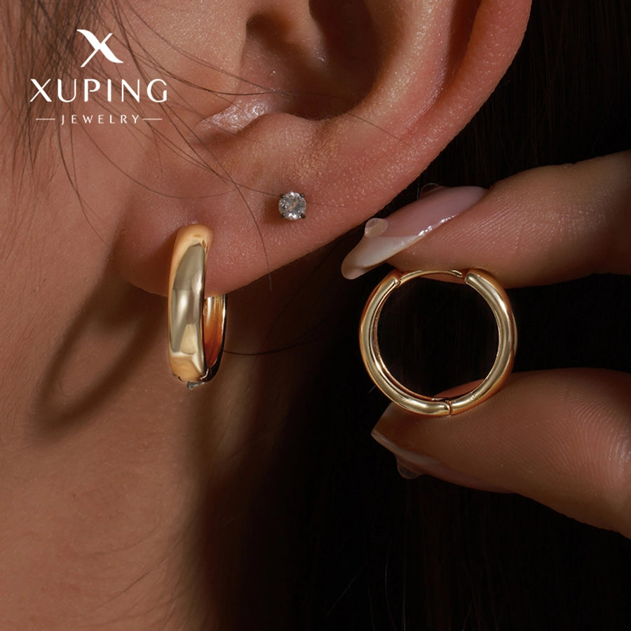 1 Pair Elegant Simple Style Streetwear Round Plating Copper 18K Gold Plated Copper Earrings