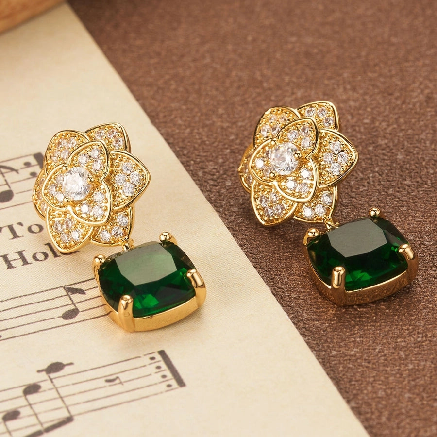 1 Pair Elegant Shiny Square Flower Plating Inlay Copper Zircon 18K Gold Plated Drop Earrings