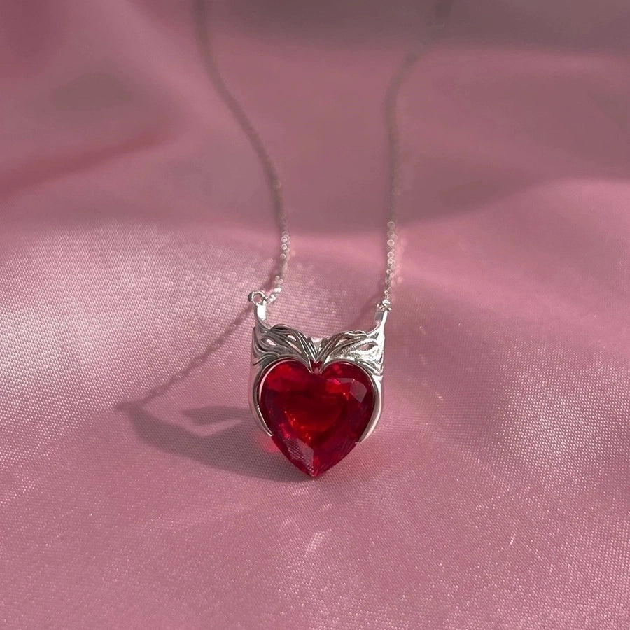 201 Stainless Steel 304 Stainless Steel Glass Gold Plated Casual Simple Style Inlay Heart Shape Crown Zircon Pendant Necklace