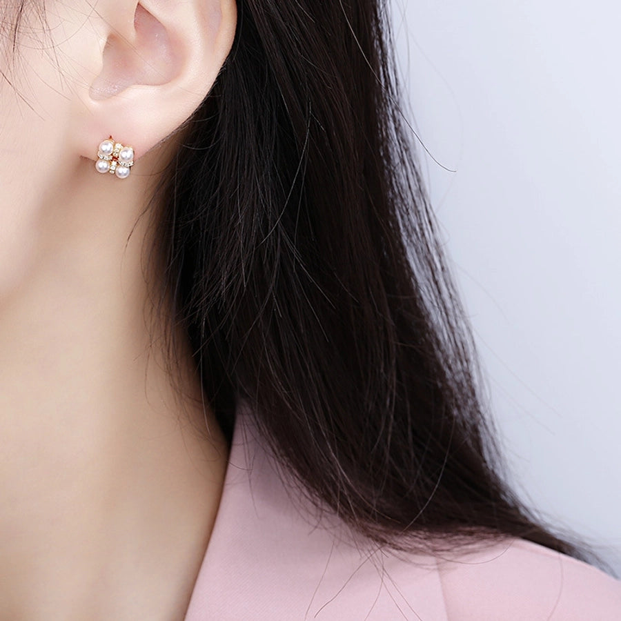 New Fashion s925 Silver Pin Earrings Korean Elegant New Gentle Flower Pearl Earrings Cold Wind Earrings for Women