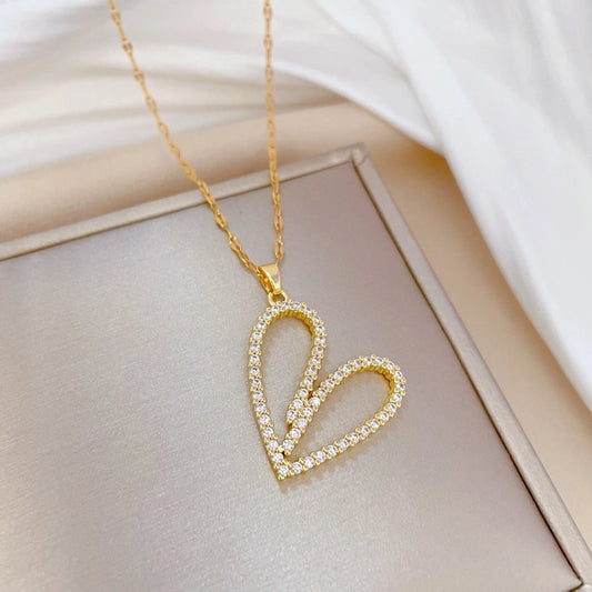 Fashion Heart Shape Stainless Steel Copper Inlay Rhinestones Pendant Necklace - CEJEW