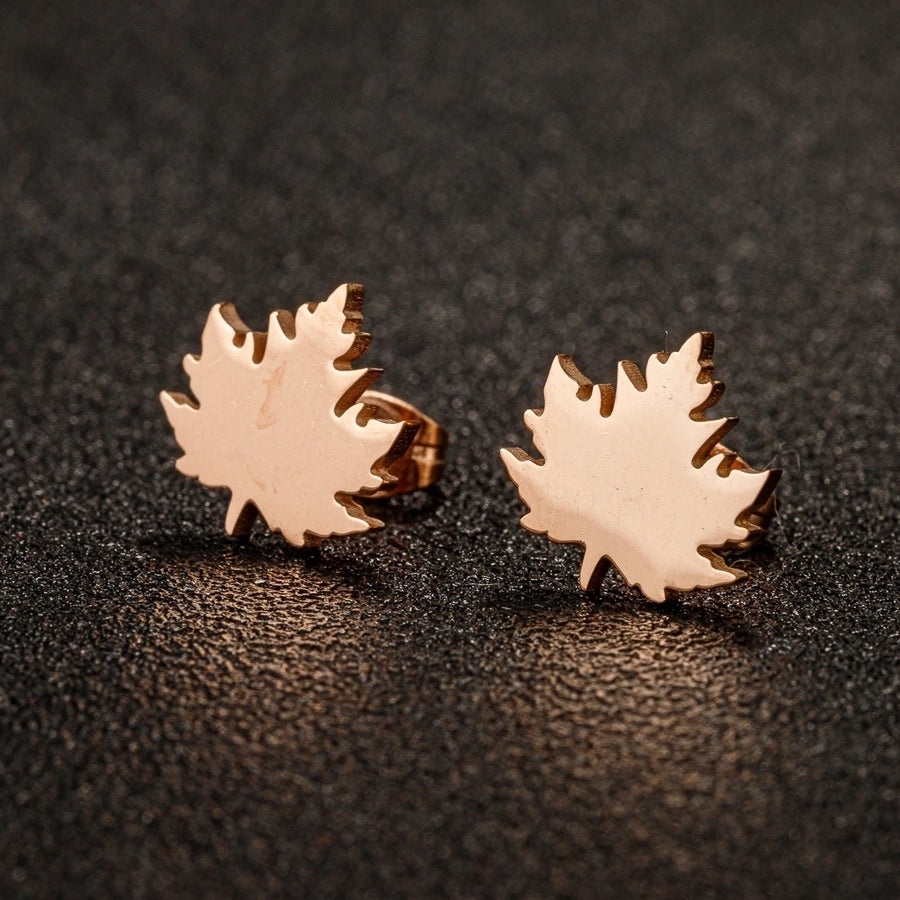 1 Pair Lady Modern Style Sweet Maple Leaf Solid Color Notes Polishing Plating 304 Stainless Steel 18K Gold Plated Ear Studs