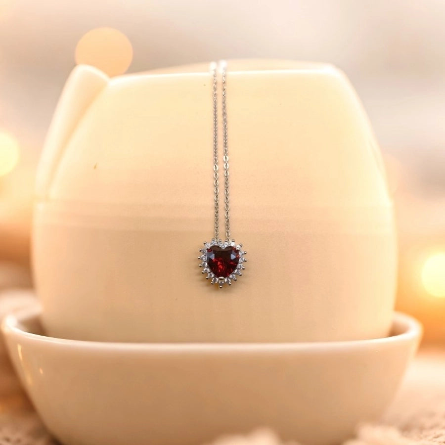 304 Stainless Steel Copper Hollow Out Inlay Heart Shape Zircon Pendant Necklace