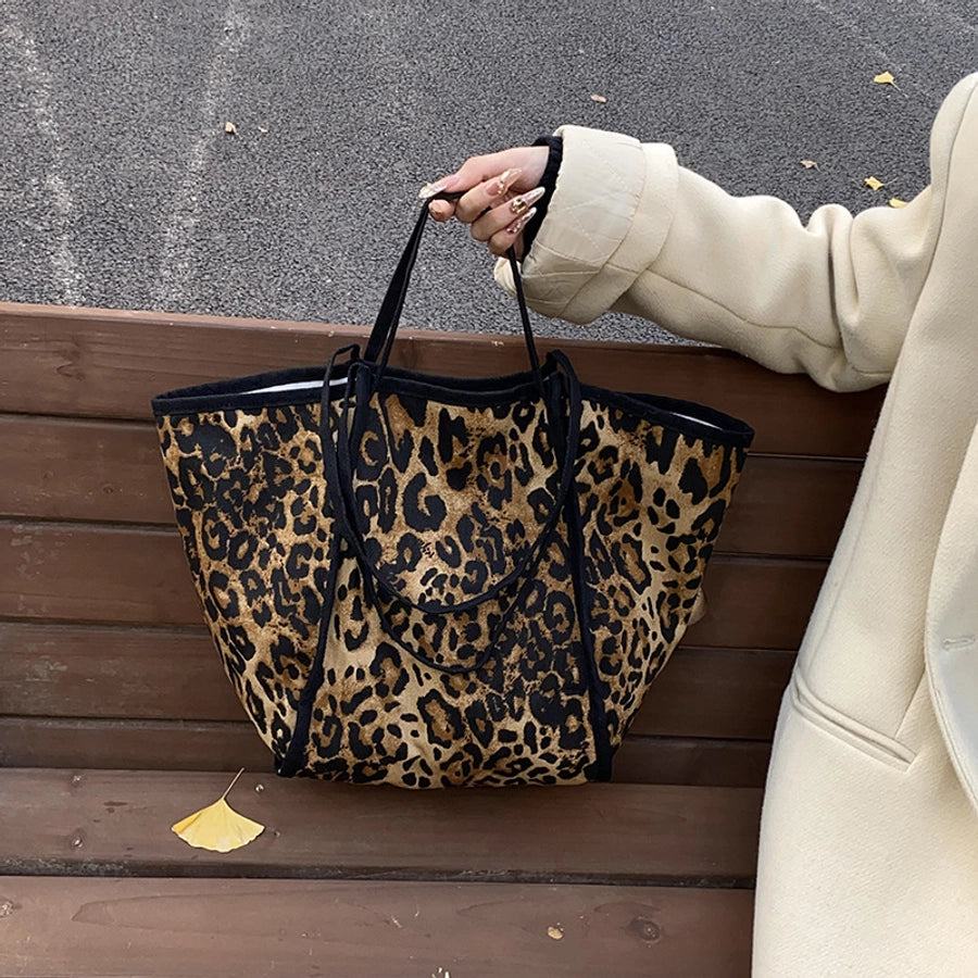 Women's Canvas Leopard Vintage Style Square Open Tote Bag