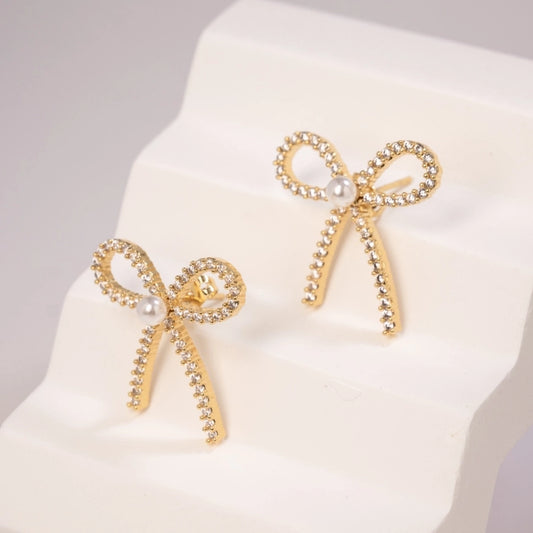 1 Pair Casual Cute Simple Style Bow Knot Inlay Copper Artificial Pearls Zircon 18K Gold Plated Ear Studs