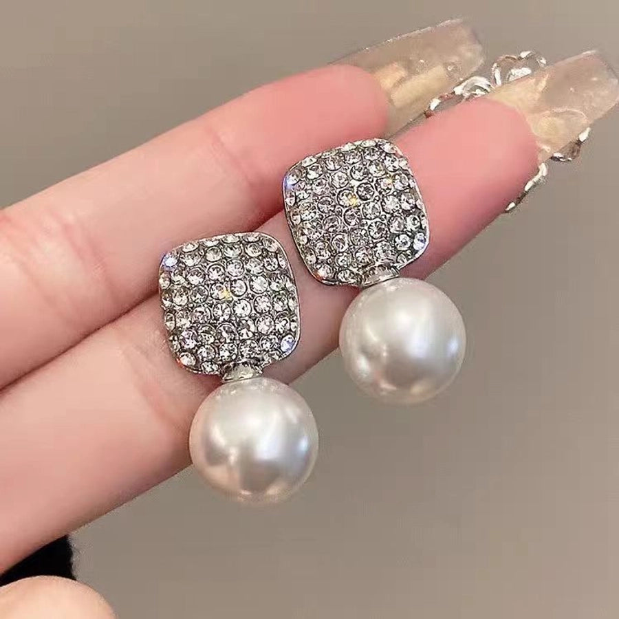 1 Pair Elegant Geometric Plating Inlay Alloy Artificial Pearls Rhinestones Ear Studs