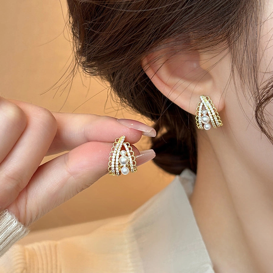 1 Pair Elegant Luxurious Crown Plating Inlay Alloy Rhinestones Pearl Gold Plated Ear Studs