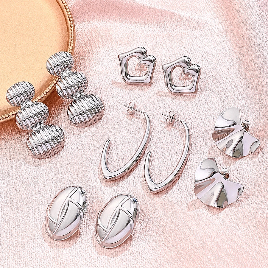 1 Pair/Package Modern Style Simple Style Lips Sector Oval Handmade Polishing Three-dimensional 304 Stainless Steel Ear Studs