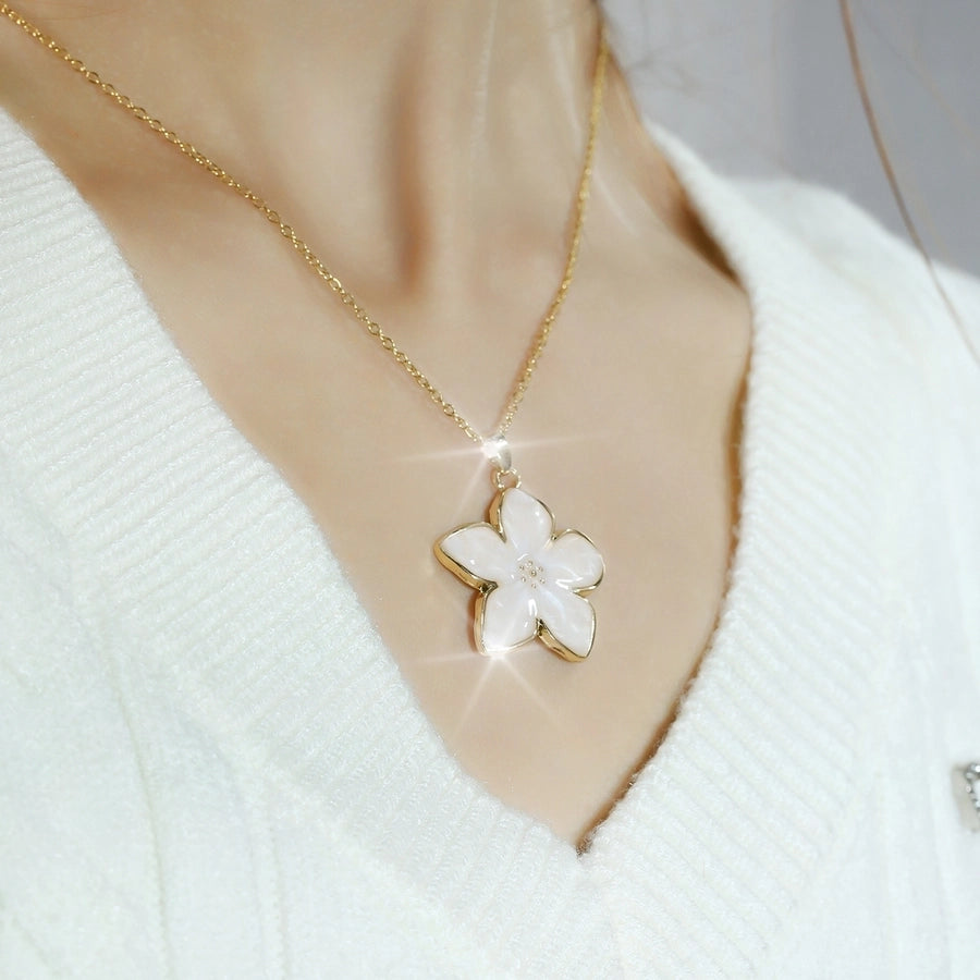 Elegant Sweet Flower K Gold Plated 304 Stainless Steel Alloy  Pendant Necklace