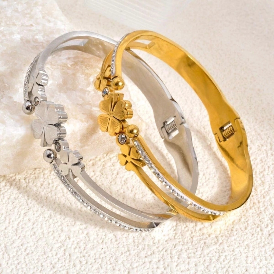 Elegant Flower Titanium Steel 18K Gold Plated Bangle In Bulk