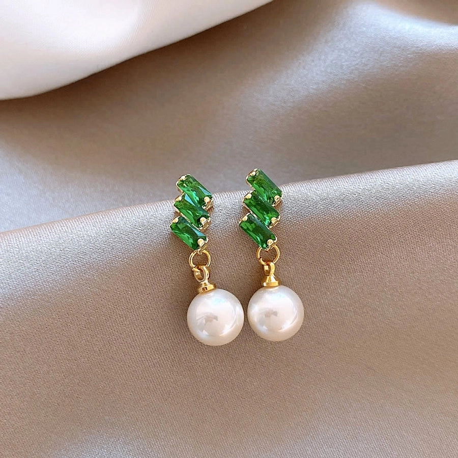 1 Pair Casual Simple Style Streetwear Geometric Inlay Copper Artificial Pearls Zircon Drop Earrings