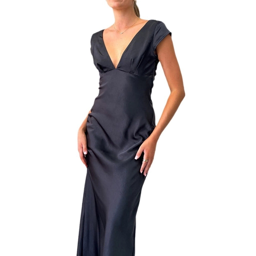 Women's Strap Dress Sexy V Neck Backless Sleeveless Solid Color Maxi Long Dress Holiday Banquet