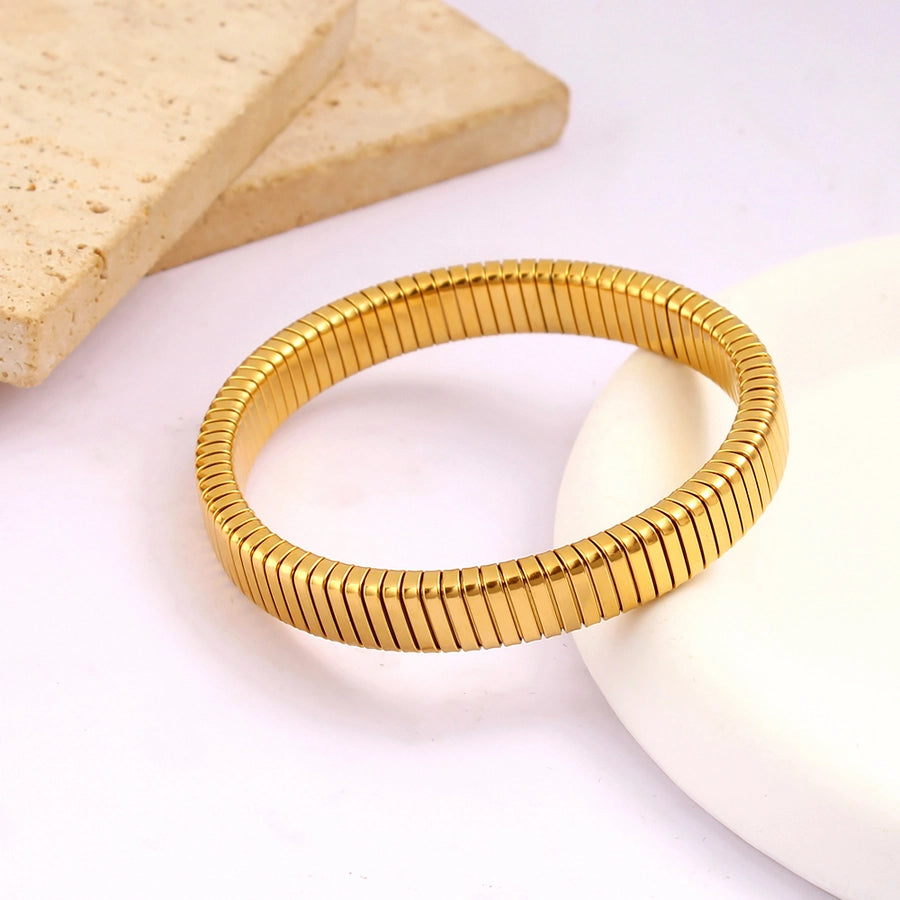 Retro Commute Stripe 304 Stainless Steel 18K Gold Plated Bangle In Bulk