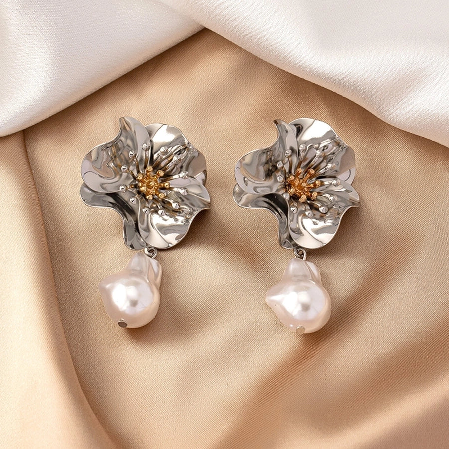 1 pair elegant retro french style flower plating inlay alloy pearl gold plated drop earrings