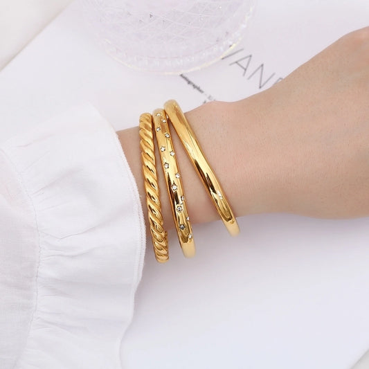 Fashion C Shape Stainless Steel 18K Gold Plated Zircon Bangle In Bulk