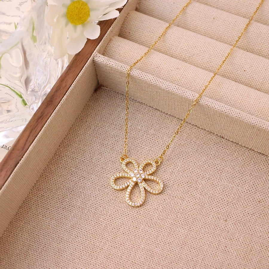 304 Stainless Steel Copper 18K Gold Plated K Gold Plated Flower Pendant Necklace