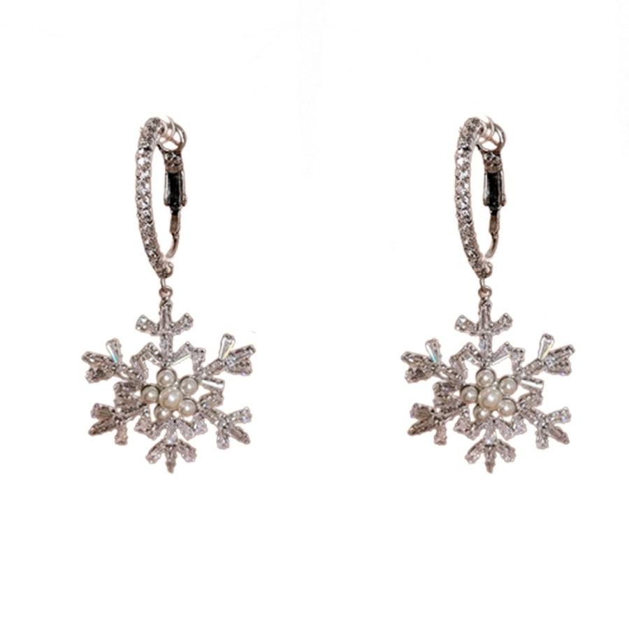 1 Pair Casual Simple Style Streetwear Snowflake Inlay Copper Artificial Pearls Zircon Earrings