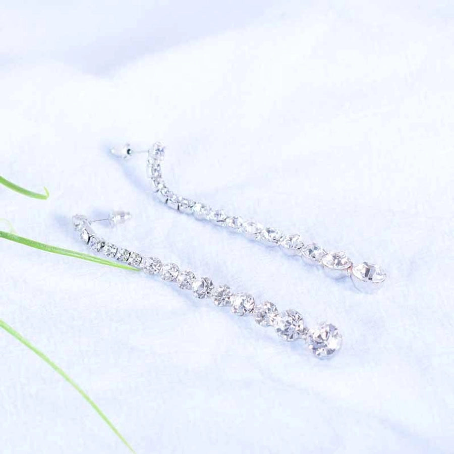 925 Silver Needle Flash Diamond Earrings Korean Long Tassel Slim Distinctive Earrings Elegant Fashion  Niche Earrings