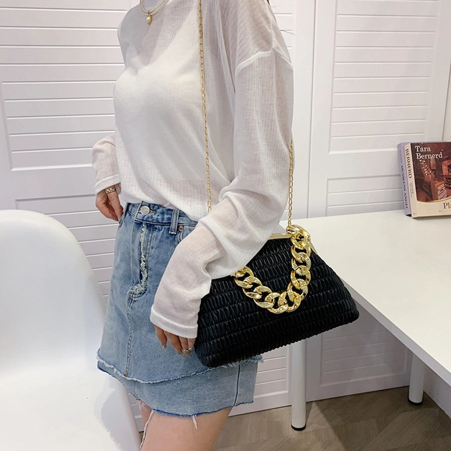 Women's Medium Pu Leather Solid Color Classic Style Sewing Thread Square Clasp Frame Crossbody Bag