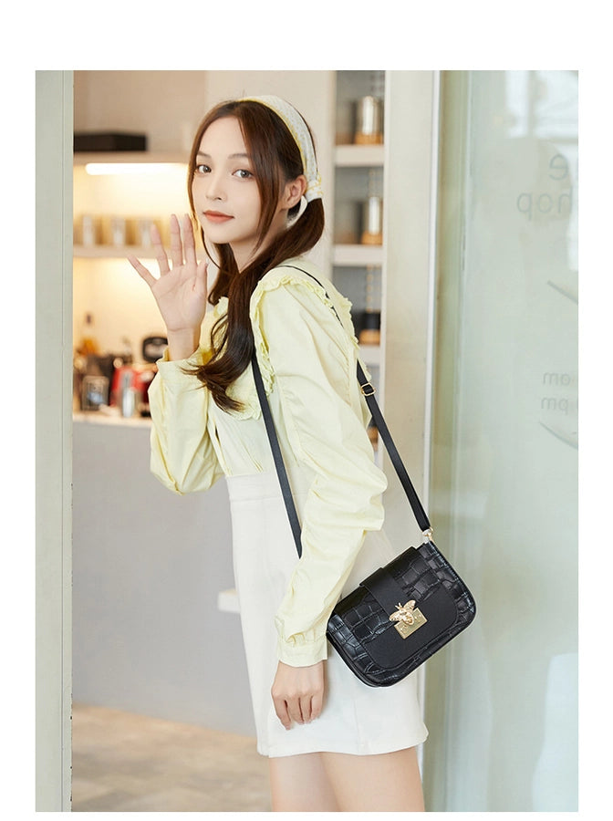 Women's Medium Pu Leather Solid Color Classic Style Streetwear Square Lock clasp Crossbody Bag