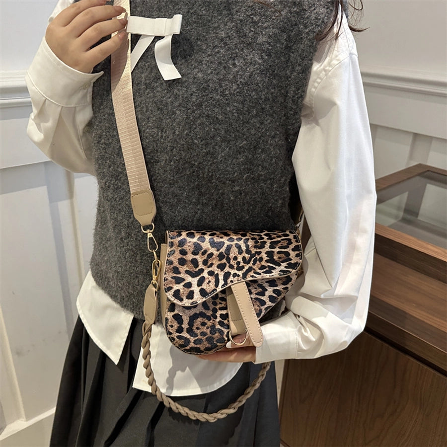 Women's Medium Pu Leather Leopard Streetwear Square Magnetic Buckle Saddle Bag