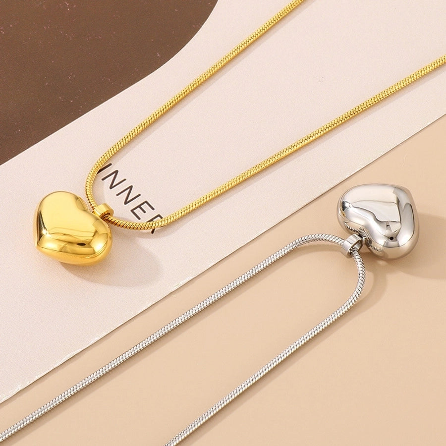 Jewelry Elegant Classic Style Heart Shape 304 Stainless Steel Pendant Necklace