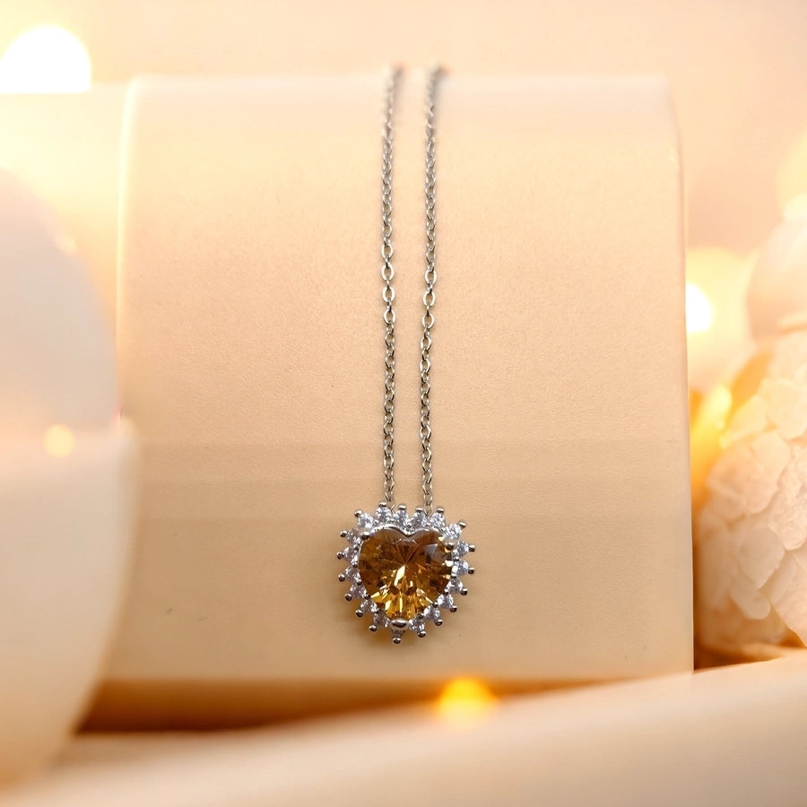 304 Stainless Steel Copper Hollow Out Inlay Heart Shape Zircon Pendant Necklace