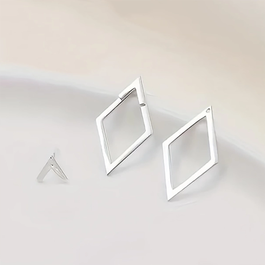 1 Pair Glam Luxurious Lady Rhombus 304 Stainless Steel 18K Gold Plated Ear Studs